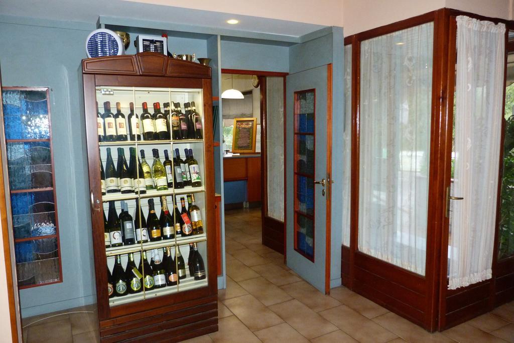 Albergo Ristorante Gori Ameglia Zewnętrze zdjęcie